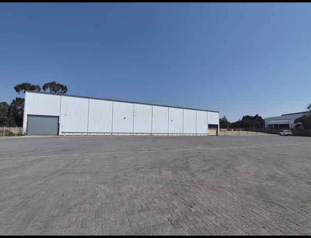 1,500M² WAREHOUSE TO LET IN GOSFORTH PARK